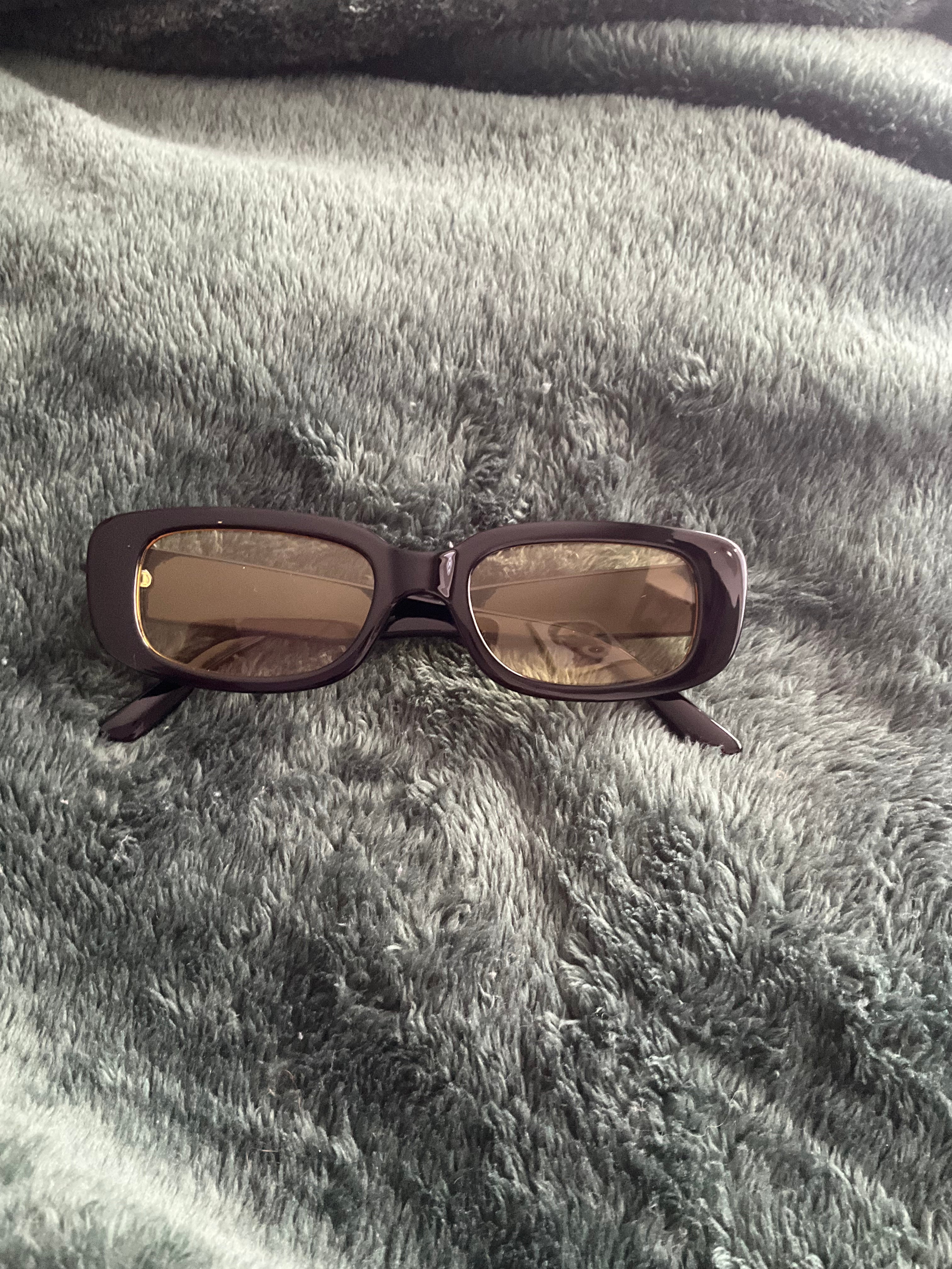 Black Frame with Green Lens Sunglasses